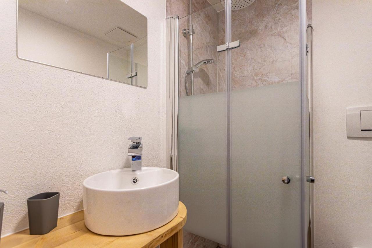 Bergwelt C Apartment นีเดอเรา ภายนอก รูปภาพ